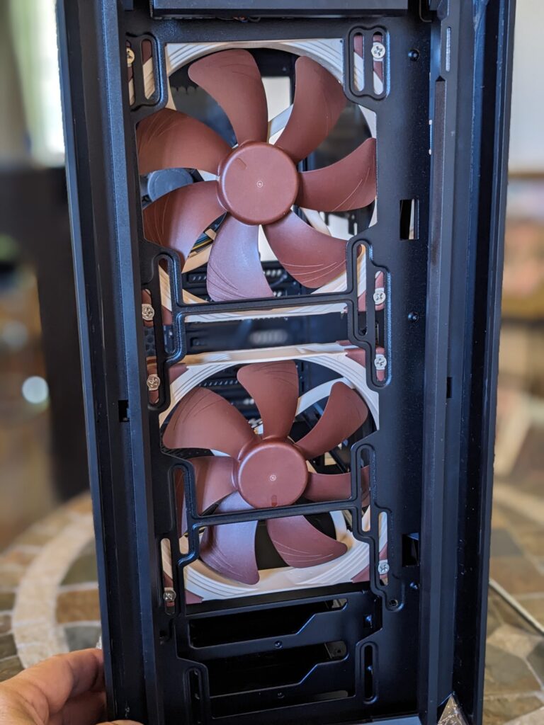 Noctua NF-A14 PWM, High-Performance Quiet Fans 140mm