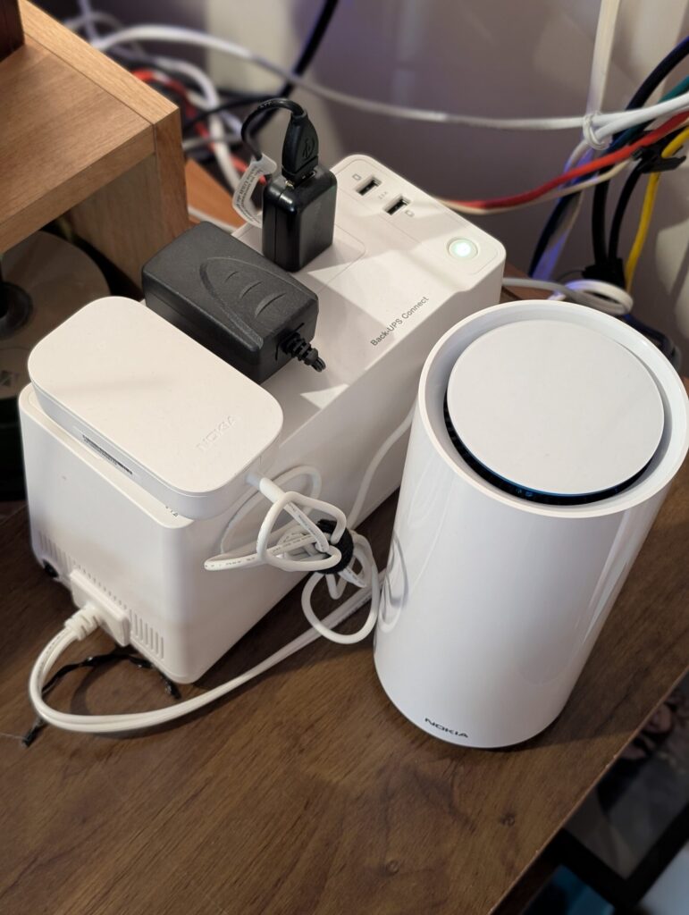 Small UPS