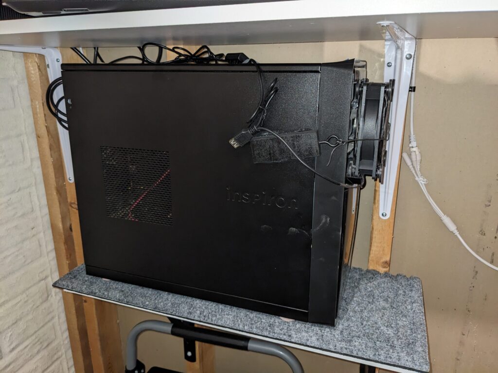 Sump room- i3 on shelf, no Rockwool